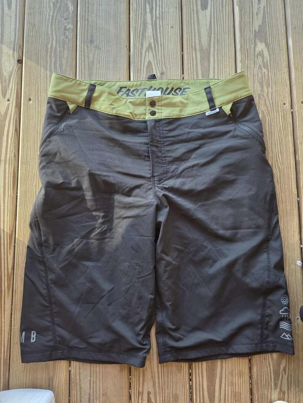 Fasthouse Crossline Mountain Bike Shorts - Size 38